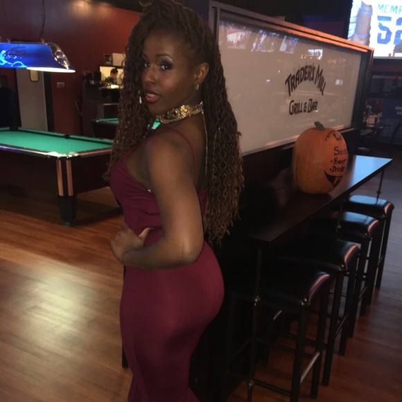 Meet your Posher, Renée! - Picture 9 of 11